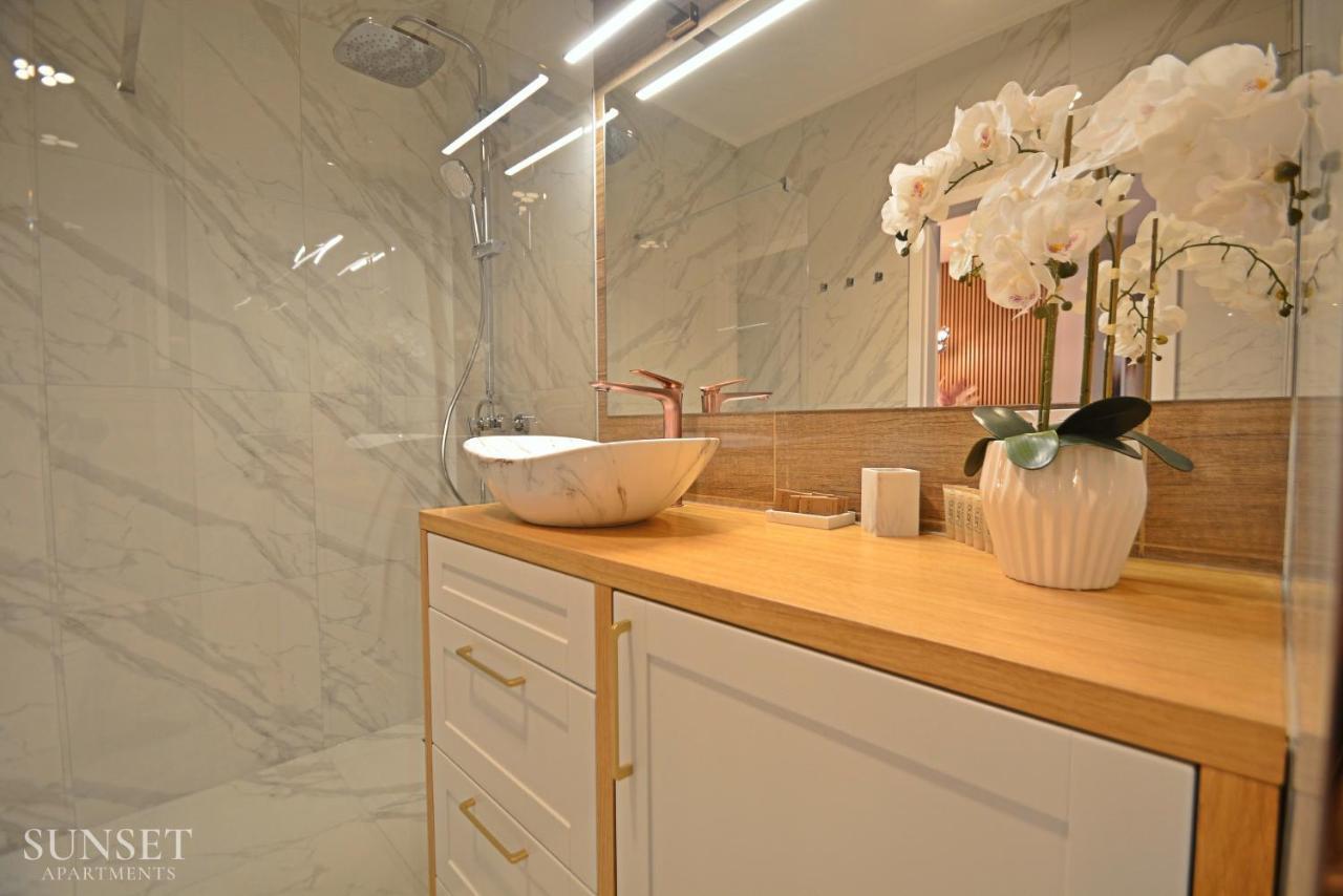 Platan - Sunset Apartments - Garaz Swinoujscie Ngoại thất bức ảnh